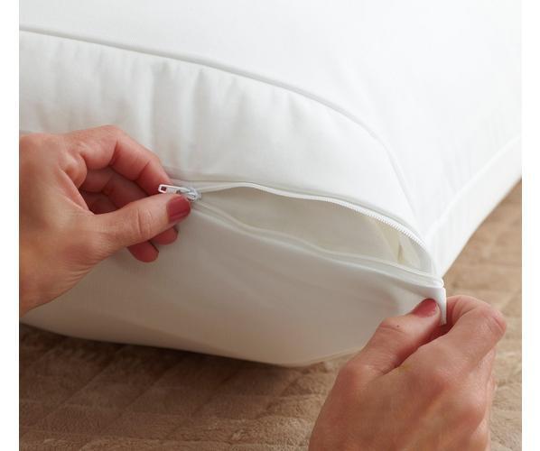 frio waterproof pillow protector.jpg