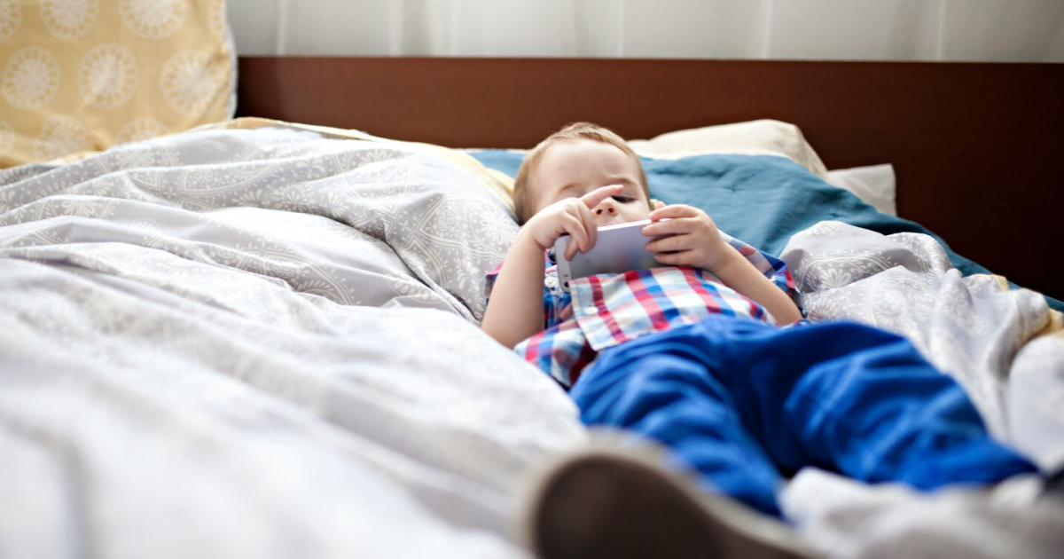 Screen Time For Babies And Toddlers How Electronics Affect Sleep screen-time-for-babies-and-toddlers-how-electronics-affect-sleep