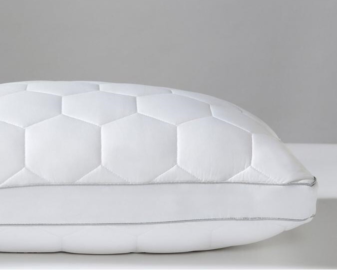 breathe max down alternative pillow